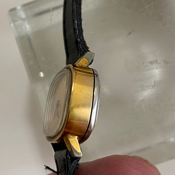 Vintage Tissot   watch main image 8